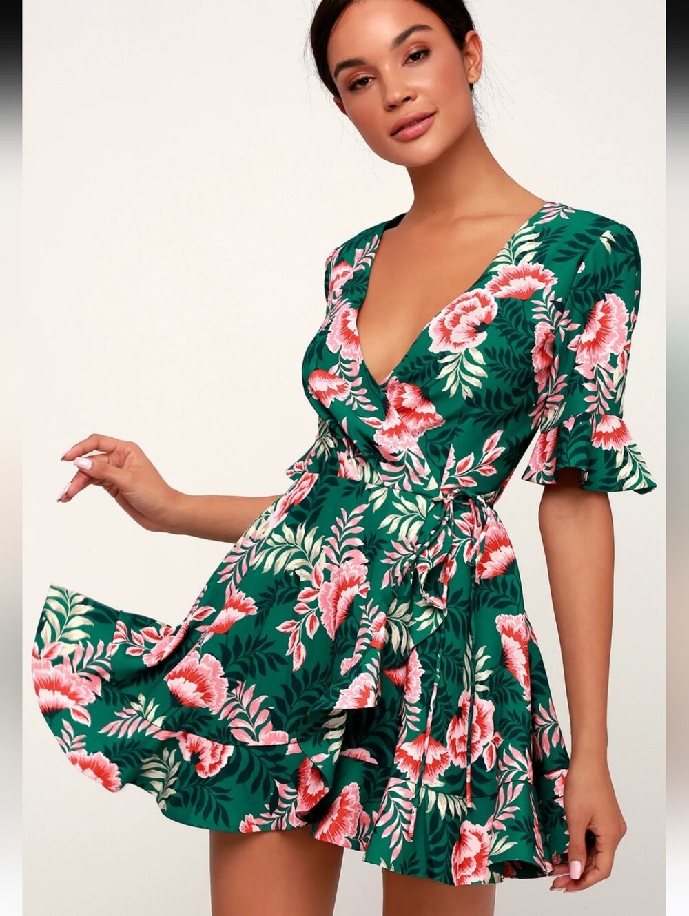 Finders Keepers Songbird Green Floral Print Wrap Dress Size Medium